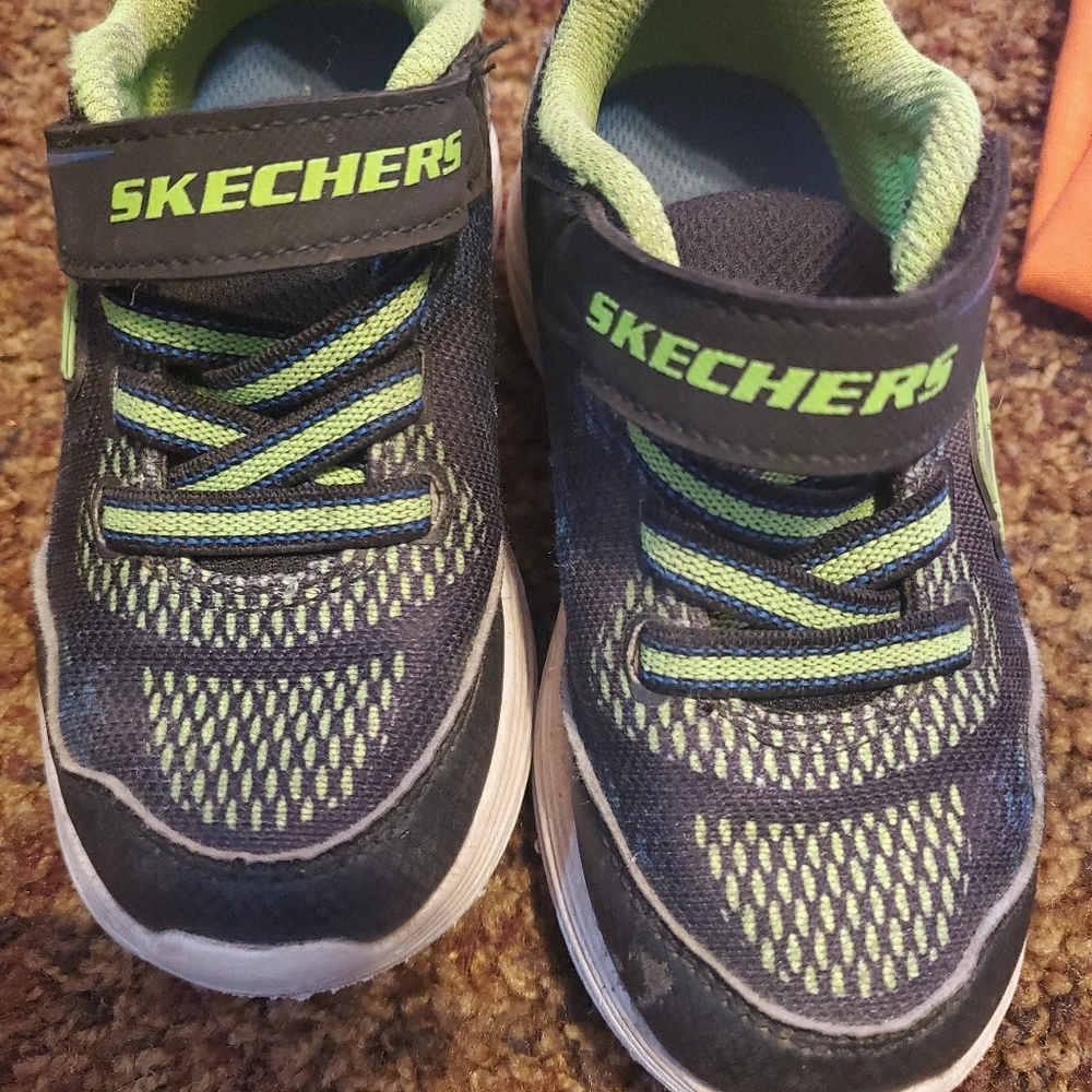 Kids Skechers shoes